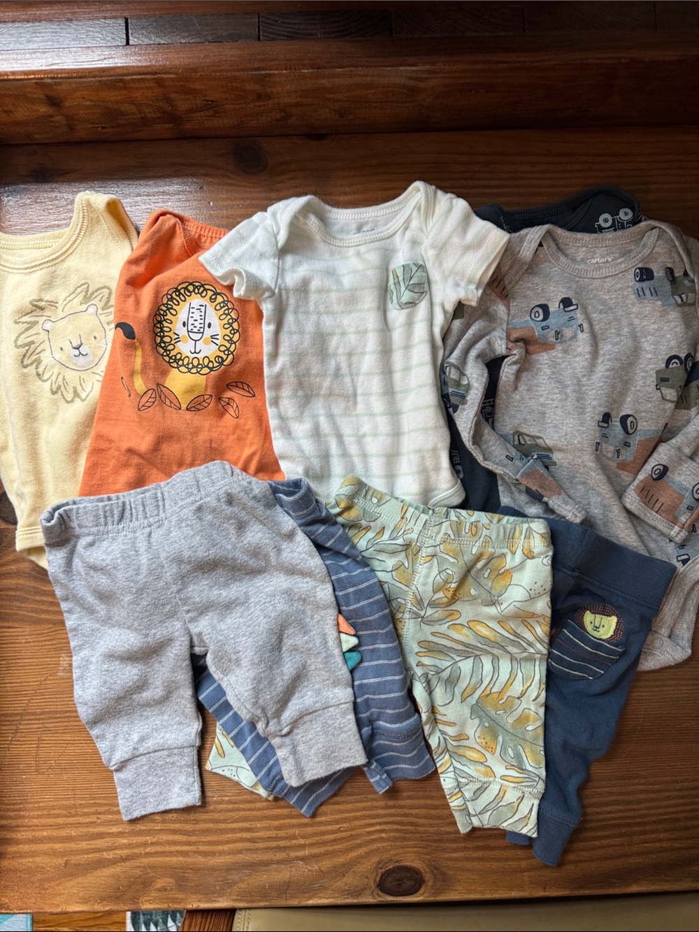 Carter’s Bundle / Lot of 3 month old clothing ~ pants, onesies